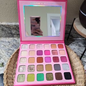 Jeffree Star Eyeshadow Palette - Vibrant Color Collection